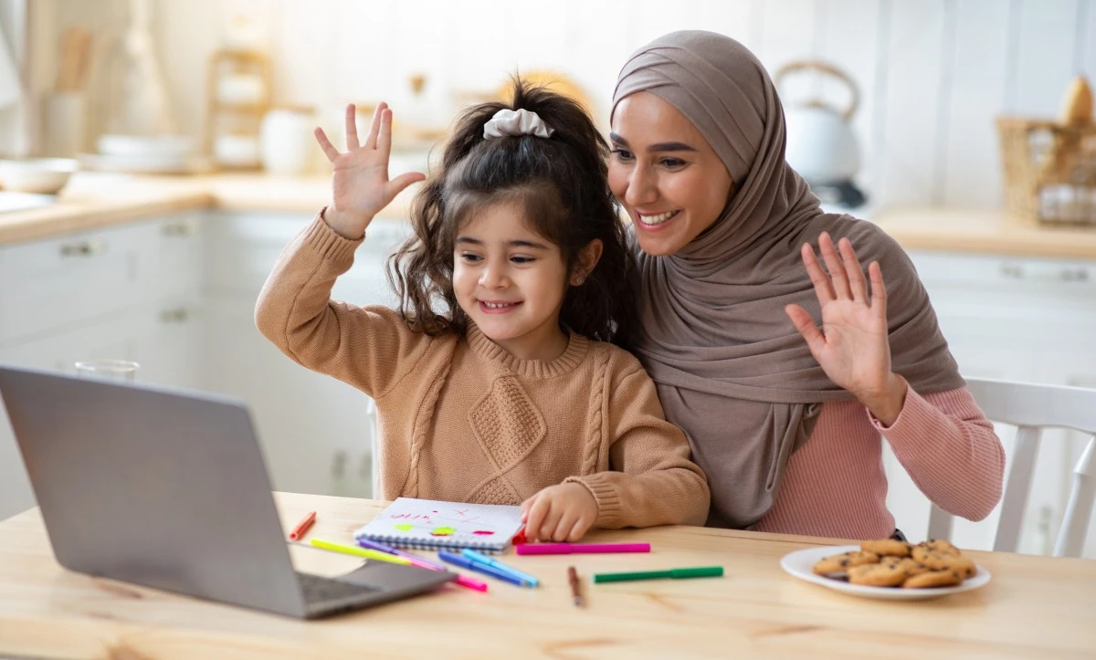 A mother and daughter starting a live one-on-one lesson with Al Hasan Online Quran Academy